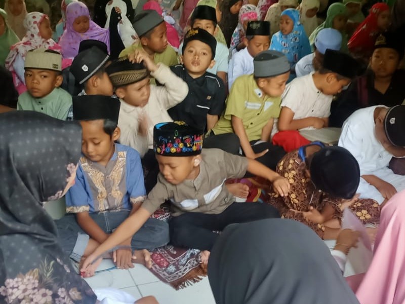 kegiatan rutin pembacaan yasin dan tahlil
