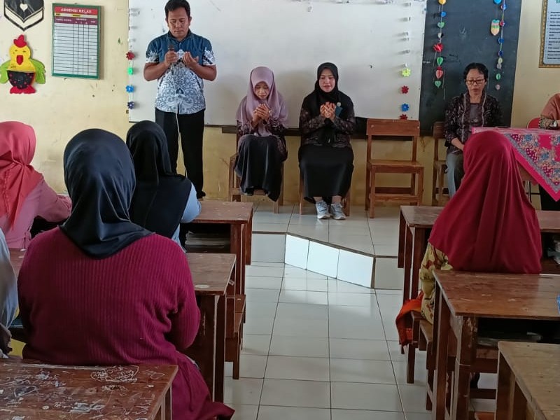 Rapat Wali murid Kelas 6