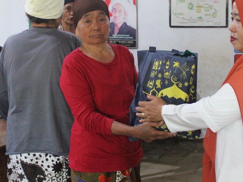 pembagian zakat fitrah